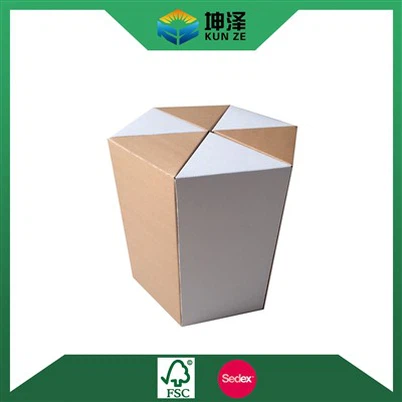 Table et chaise en carton ondulé